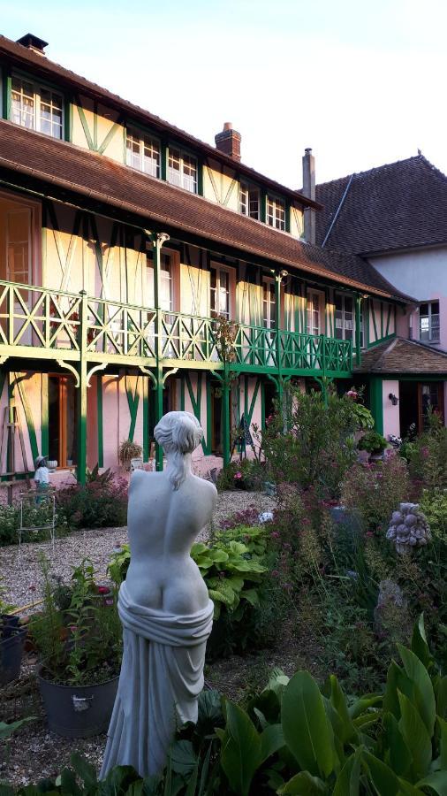 La Maison Rose Saint-Pierre-d'Autils エクステリア 写真
